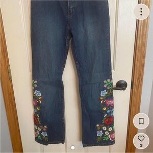 Floral embroidered bootcut jeans (size 6 / 28)